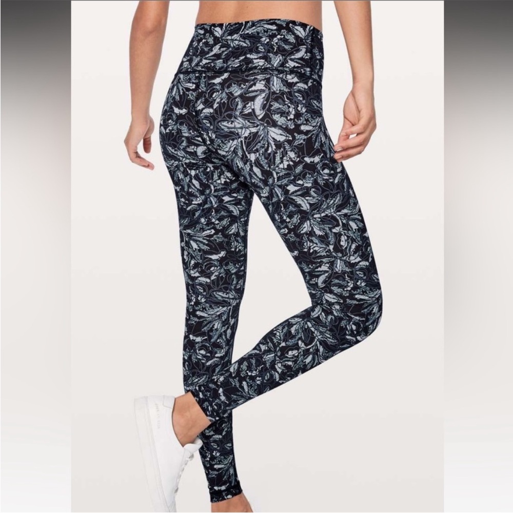 Lululemon Wunder Under Leggings! 4